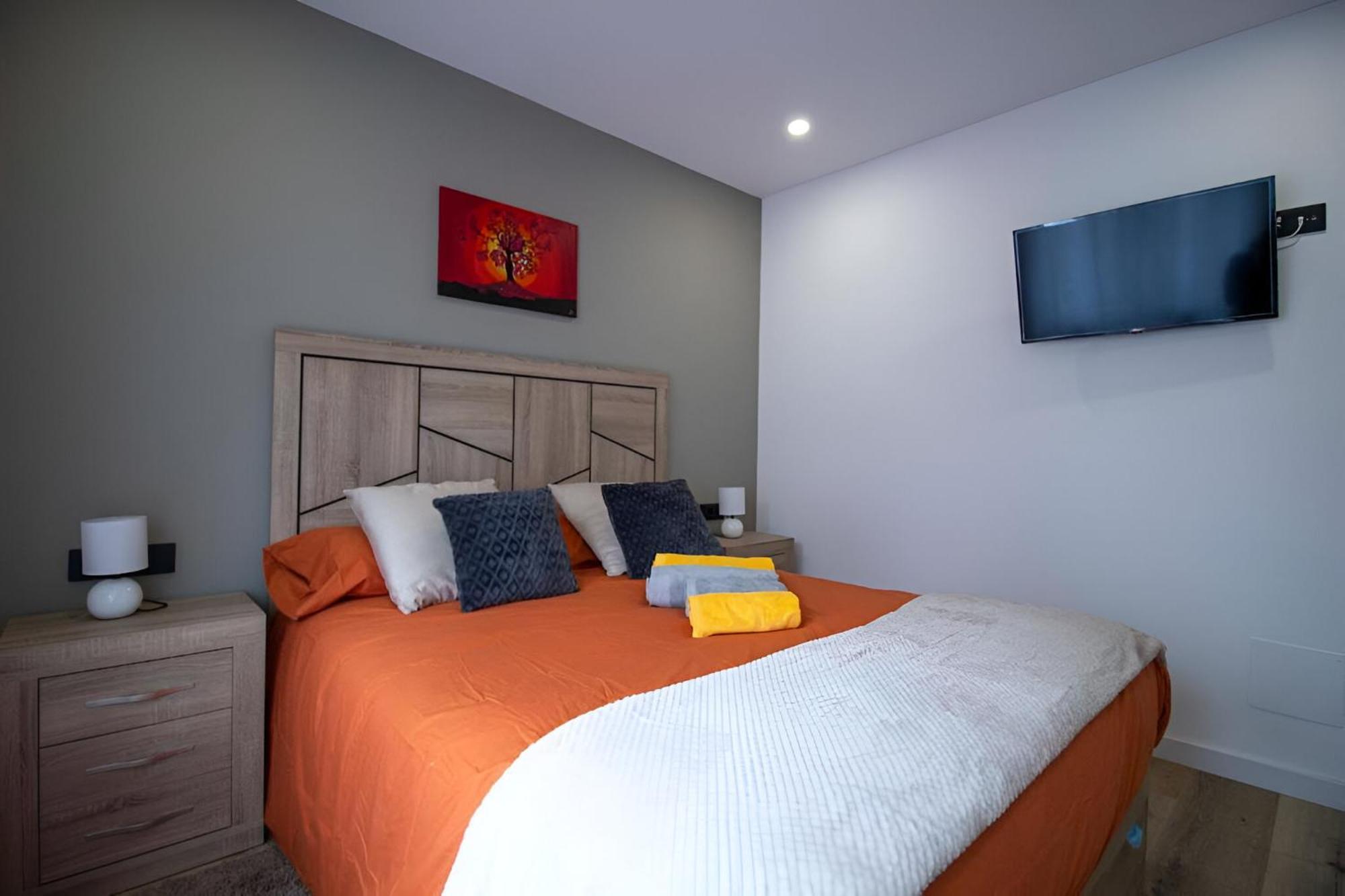 Apartamento Moderno A 5 Min Del Funicamp, 1-2 Ενκάμπ Εξωτερικό φωτογραφία